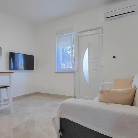 Racy Apartment Umag